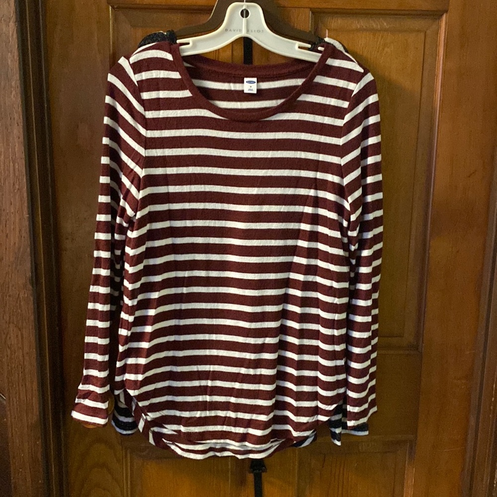 Old navy sweater